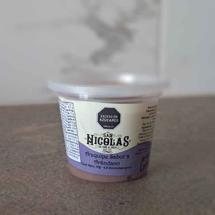 Arequipe artesanal Colombiano sabor  arándano San Nicolás